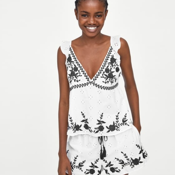 Zara Tops - Zara Embroidered Eyelet Top Shirt Floral Black XS